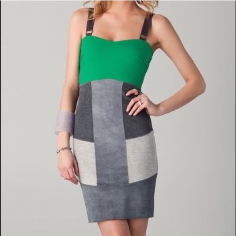 VPL color block insertion dress